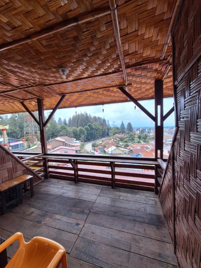 Ron'S Guest House Berastagi Backpacker Rooms Bagian luar foto
